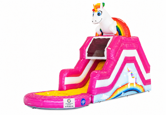Petit toboggan Licorne gonflable avec marquage Grossiste Event sur fond blanc